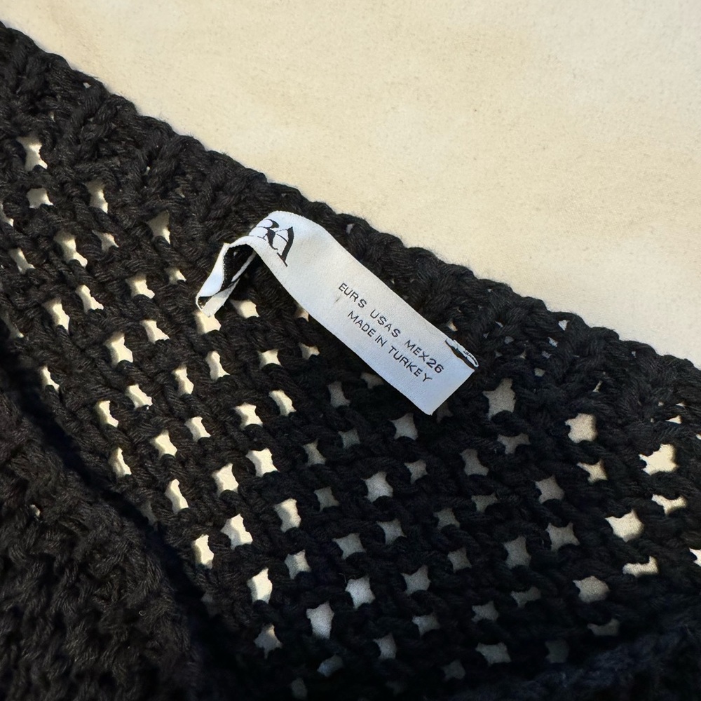 Crochet top - Picture 2 of 2